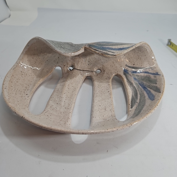 Vintage Signed Jacalynn Art Pottery Wall Hanging - Picture 3 of 10